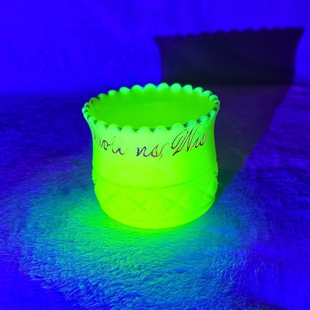 Vintage Uranium Custard Souvenir Glass Collins, Wis Toothpick Holder Glows UV